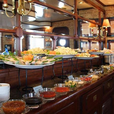 Hotel Emeraude Classic Cruises à Hạ Long Extérieur photo