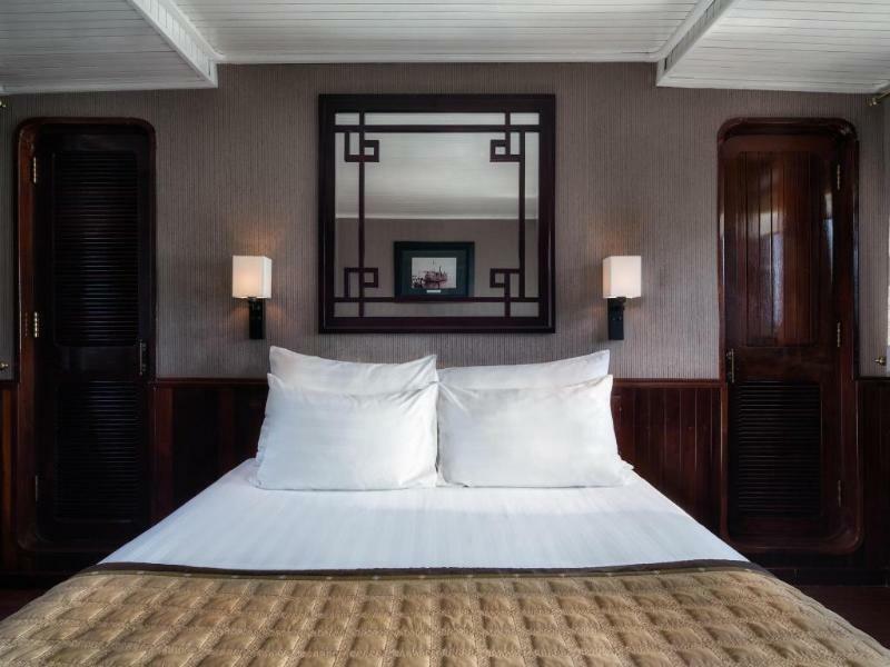 Hotel Emeraude Classic Cruises à Hạ Long Extérieur photo