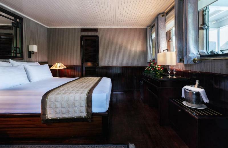 Hotel Emeraude Classic Cruises à Hạ Long Extérieur photo