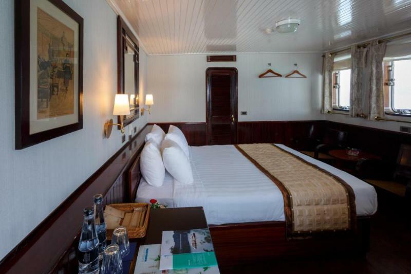 Hotel Emeraude Classic Cruises à Hạ Long Extérieur photo