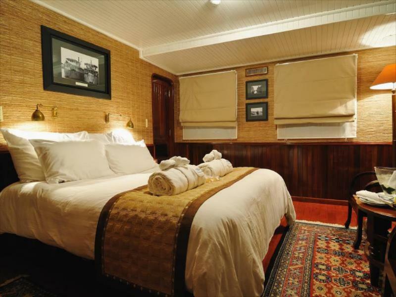 Hotel Emeraude Classic Cruises à Hạ Long Extérieur photo